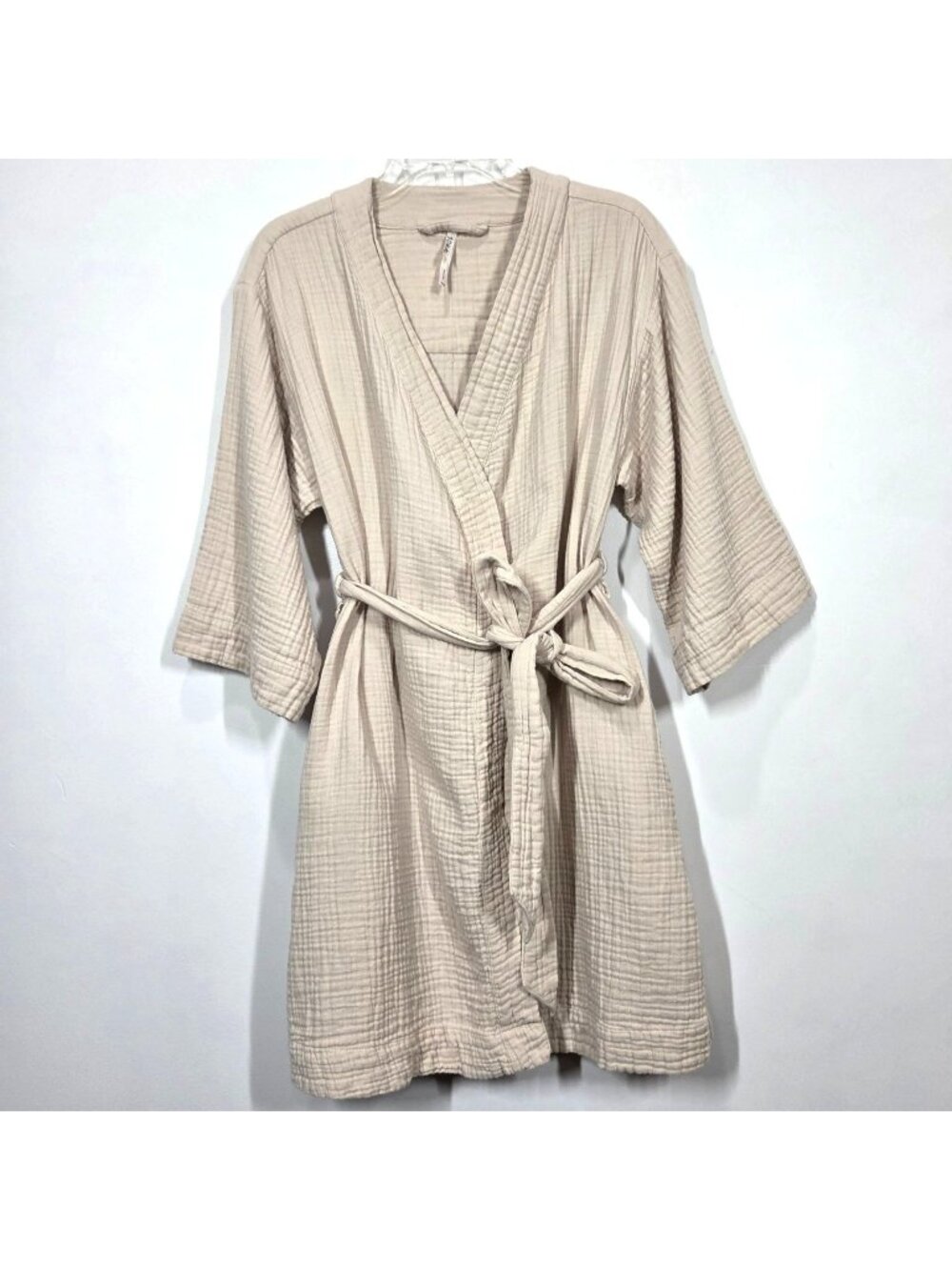 Soma Robe Small / Medium Beige Textured Cotton Wrap Pockets 3/4 Sleeves Luxe